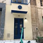 Cosy Townhouse 5 Min Walk To Valletta Floriana