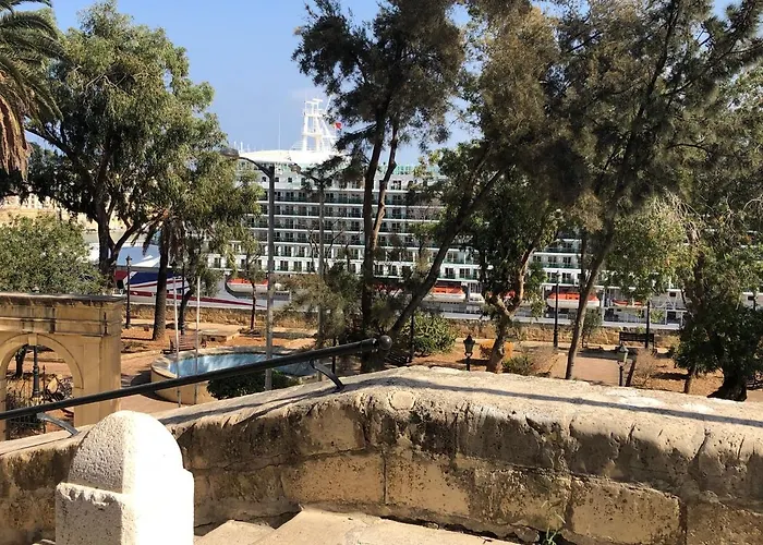 Cosy Townhouse 5 Min Walk To Valletta *