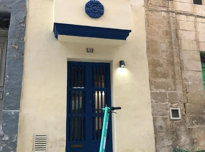 Cosy Townhouse 5 Min Walk To Valletta Il-Furjana