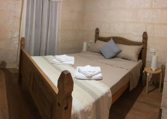 Daire Cosy Townhouse 5 Min Walk To Valletta