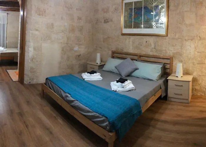 Daire Cosy Townhouse 5 Min Walk To Valletta