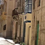 Cosy Townhouse 5 Min Walk To Valletta 일 푸리아나