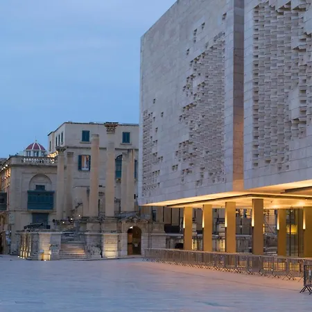 Cosy Townhouse 5 Min Walk To Valletta * Floriana