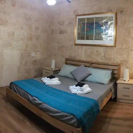 Cosy Townhouse Il-Furjana