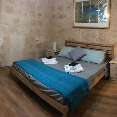 Apartman Cosy Townhouse 5 Min Walk To Valletta