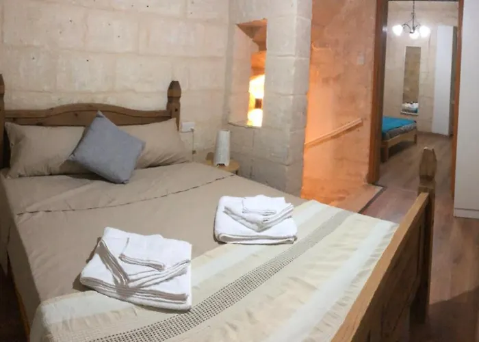 Cosy Townhouse 5 Min Walk To Valletta Διαμέρισμα