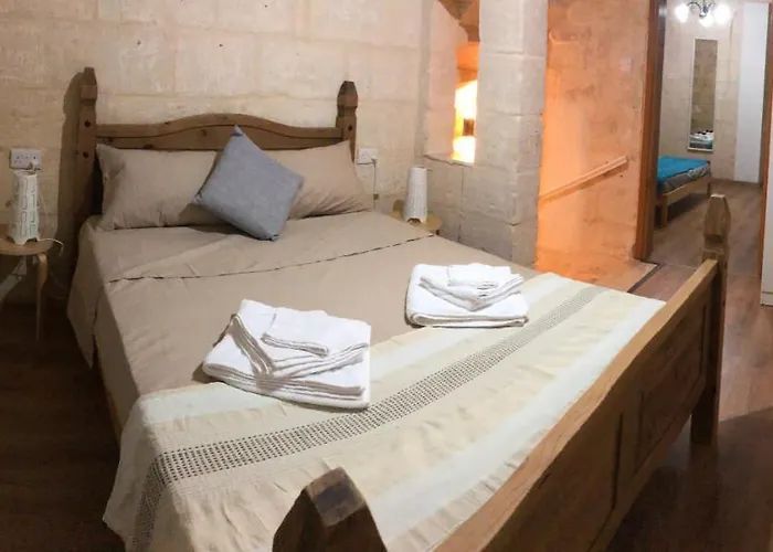 Cosy Townhouse 5 Min Walk To Valletta *