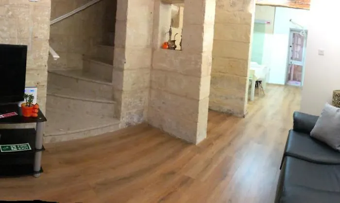 Cosy Townhouse 5 Min Walk To Valletta Διαμέρισμα