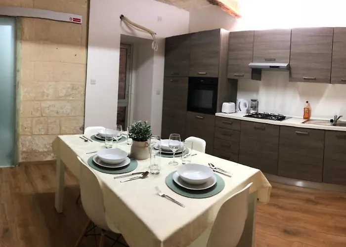 Cosy Townhouse 5 Min Walk To Valletta Διαμέρισμα